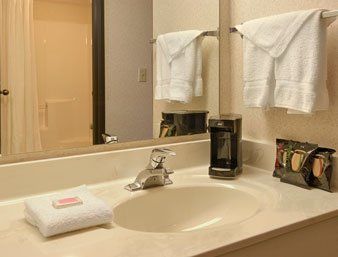 Royalton Inn And Suites, Wilmington,Ohio Εξωτερικό φωτογραφία