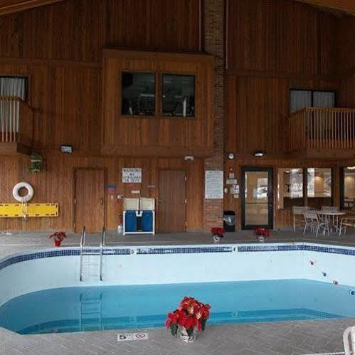 Royalton Inn And Suites, Wilmington,Ohio Εξωτερικό φωτογραφία